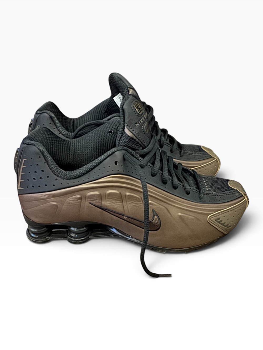 Nike Shox R4 'Off Noir Ironstone' sneakers - Picture 3 of 8